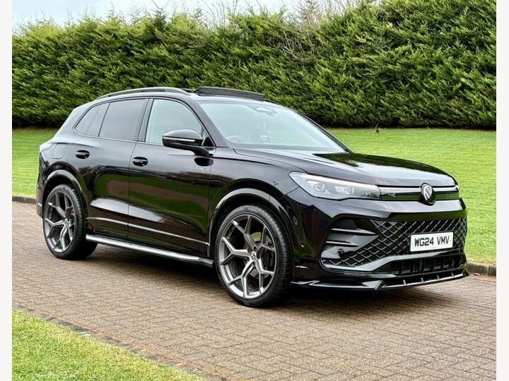 Volkswagen TIGUAN 2.0 TDI R-Line DSG Euro 6 (s/s) 5dr