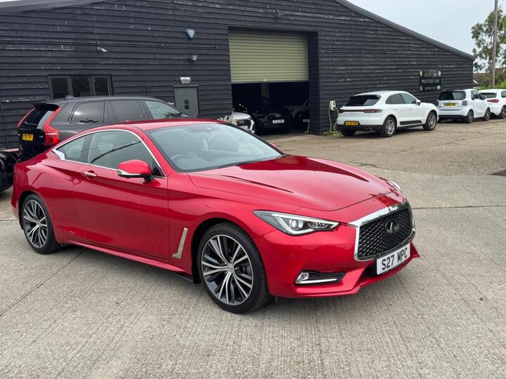 Infiniti Q60 2.0T Premium Tech Auto Euro 6 (s/s) 2dr