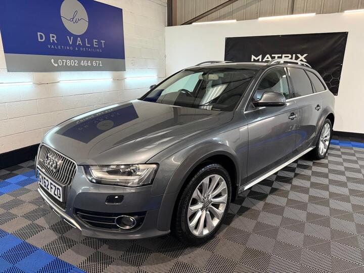 Audi A4 Allroad 3.0 TDI V6 S Tronic Quattro Euro 5 (s/s) 5dr