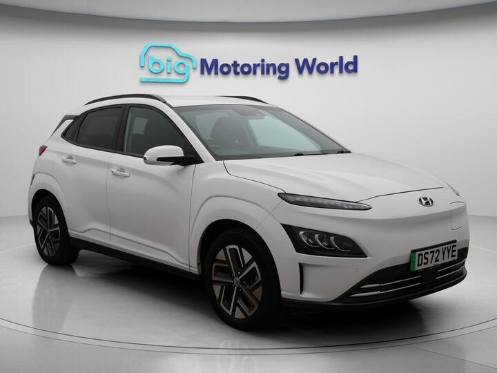 Hyundai KONA 64kWh Premium Auto 5dr (10.5kW Charger) Hyundai KONA 64kWh Premium Auto 5dr (10.5kW Charger)