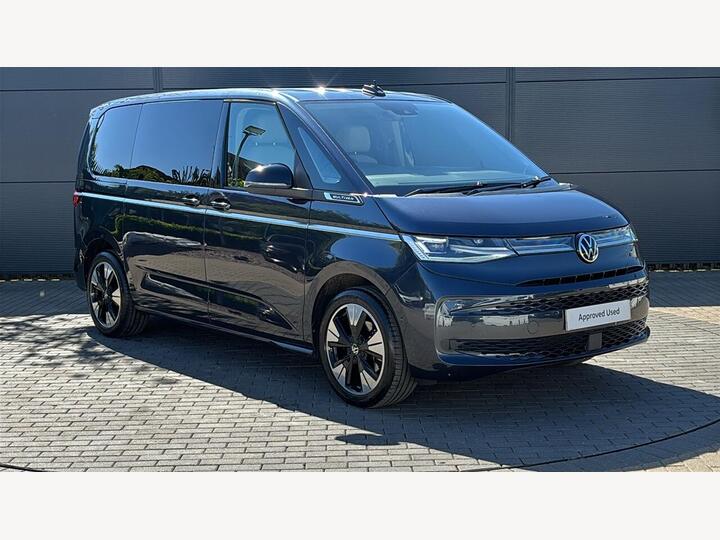 Volkswagen Multivan 2.0 TDI Style DSG Euro 6 (s/s) 5dr Volkswagen Multivan 2.0 TDI Style DSG Euro 6 (s/s) 5dr