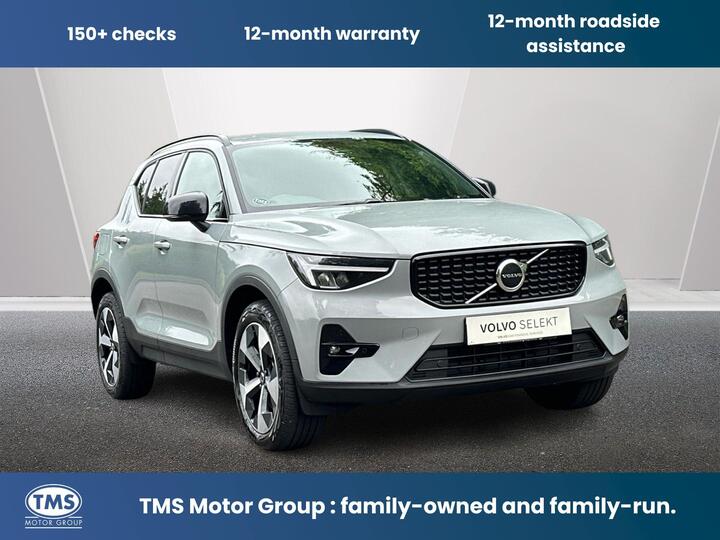 Volvo XC40 2.0 B4 MHEV Plus Dark DCT Auto Euro 6 (s/s) 5dr