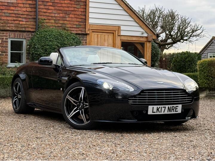 Aston Martin Vantage 4.7 V8 S Roadster Sportshift Euro 6 2dr Aston Martin Vantage 4.7 V8 S Roadster Sportshift Euro 6 2dr