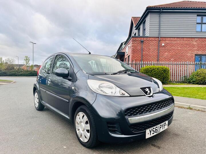 Peugeot 107 1.0 12V Urban Euro 5 5dr