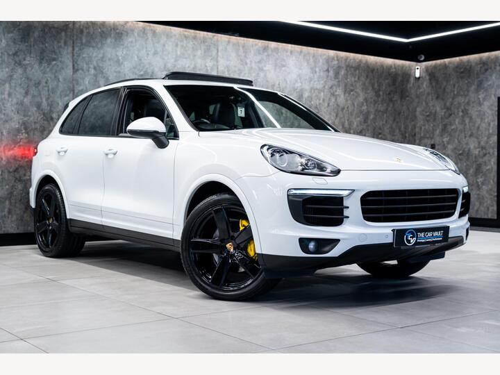 Porsche Cayenne 3.0 TD V6 Platinum Edition TiptronicS 4WD Euro 6 (s/s) 5dr Porsche Cayenne 3.0 TD V6 Platinum Edition TiptronicS 4WD Euro 6 (s/s) 5dr