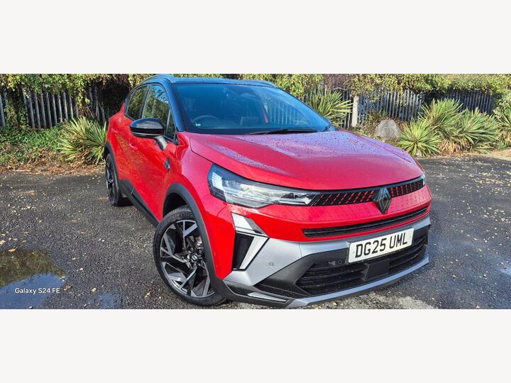 Renault Captur 1.6 E-TECH Esprit Alpine Auto Euro 6 (s/s) 5dr Renault Captur 1.6 E-TECH Esprit Alpine Auto Euro 6 (s/s) 5dr