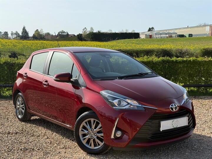 Toyota Yaris 1.5 VVT-i Icon Tech Euro 6 5dr