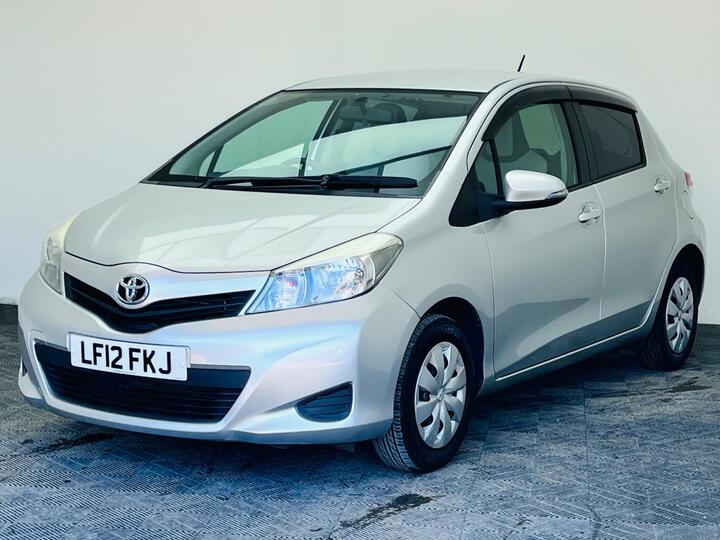 Toyota Yaris 1.0Dual VVT-i TR Multidrive S Euro5