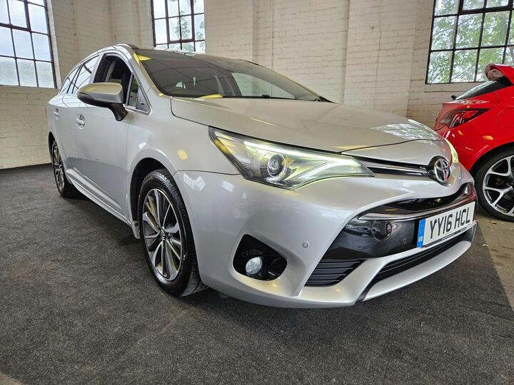 Toyota AVENSIS 1.6 D-4D Business Edition Plus Touring Sports Euro 6 (s/s) 5dr