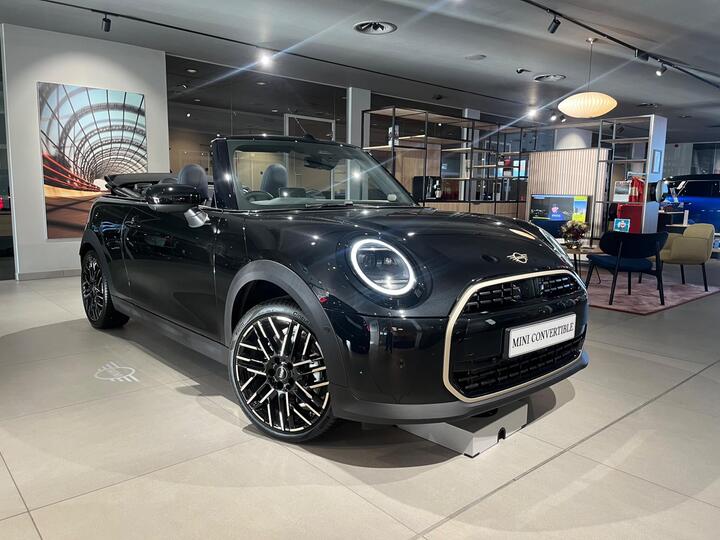 MINI Cooper Convertible 2.0C Exclusive Steptronic Euro 6 (s/s) 2dr