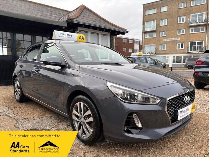 Hyundai I30 1.0 T-GDi Blue Drive SE Nav Euro 6 (s/s) 5dr Hyundai I30 1.0 T-GDi Blue Drive SE Nav Euro 6 (s/s) 5dr