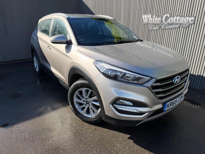 Hyundai TUCSON 2.0 CRDi Blue Drive SE Nav Euro 6 (s/s) 5dr