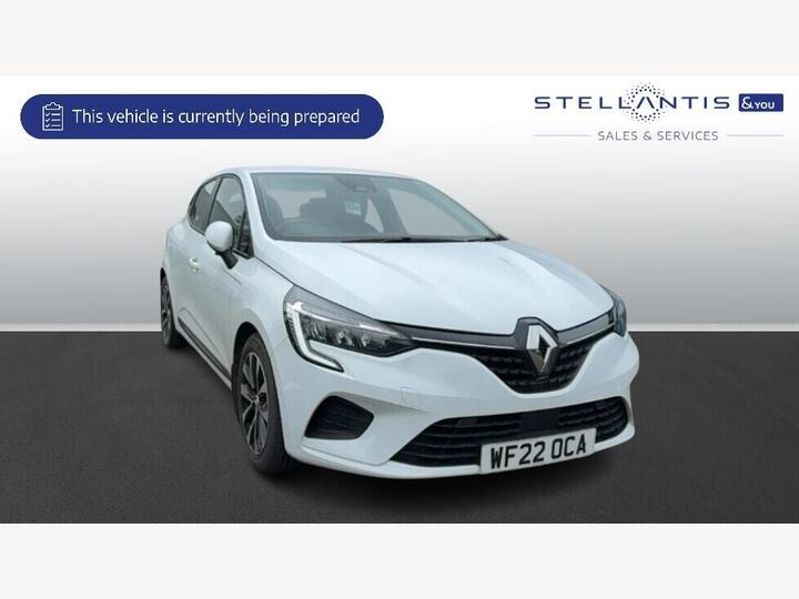 Renault Clio 1.6 E-TECH Iconic Auto Euro 6 (s/s) 5dr Renault Clio 1.6 E-TECH Iconic Auto Euro 6 (s/s) 5dr