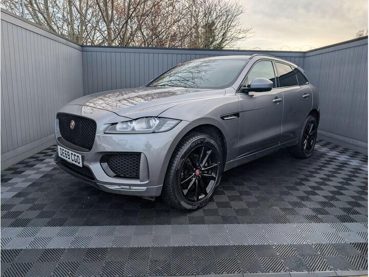 Jaguar F-PACE 2.0 D240 Chequered Flag Auto AWD Euro 6 (s/s) 5dr