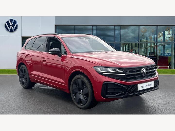 Volkswagen Touareg 3.0 TDI V6 Black Edition Tiptronic 4Motion Euro 6 (s/s) 5dr