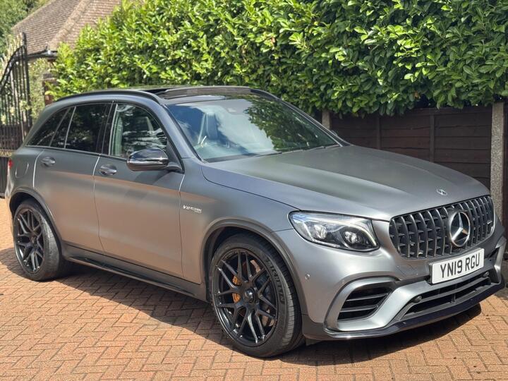 Mercedes-Benz GLC 4.0 GLC63 V8 BiTurbo AMG S Edition 1 SpdS MCT 4MATIC+ Euro 6 (s/s) 5dr Mercedes-Benz GLC 4.0 GLC63 V8 BiTurbo AMG S Edition 1 SpdS MCT 4MATIC+ Euro 6 (s/s) 5dr