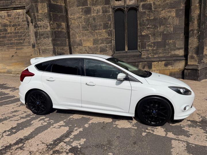 Ford Focus 1.0T EcoBoost Zetec S Euro 5 (s/s) 5dr