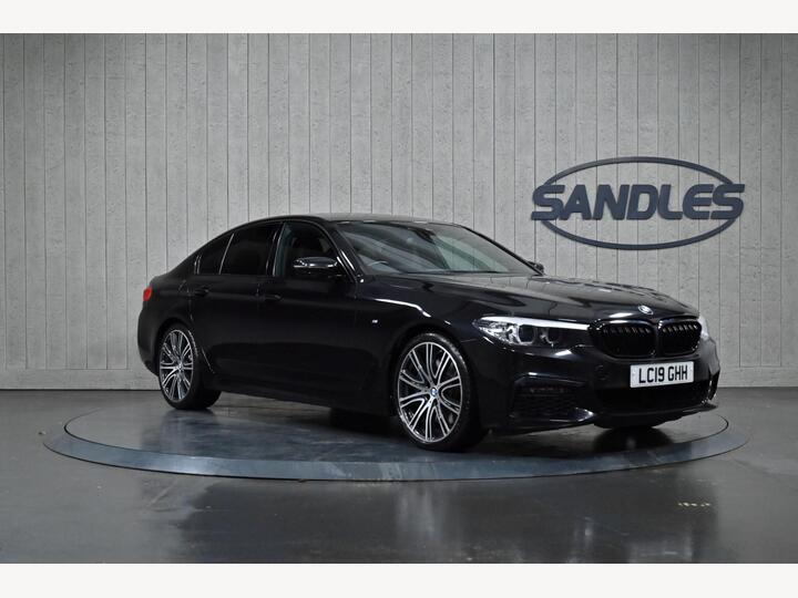 BMW 5 Series 3.0 540i GPF M Sport Auto XDrive Euro 6 (s/s) 4dr BMW 5 Series 3.0 540i GPF M Sport Auto XDrive Euro 6 (s/s) 4dr