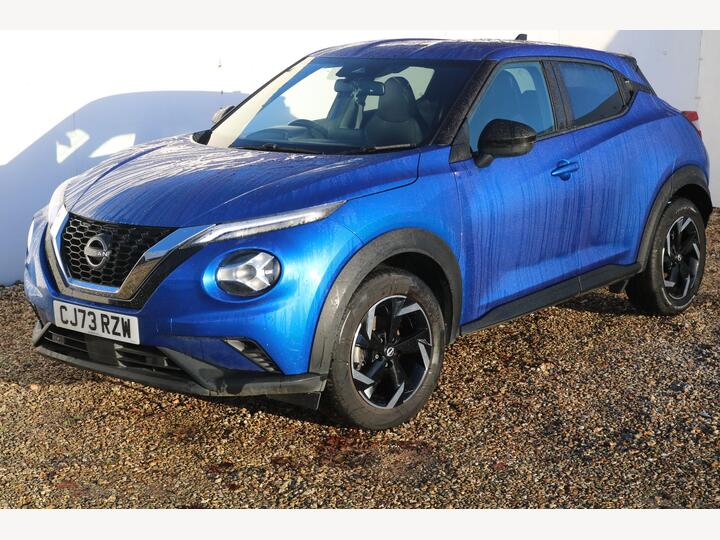 Nissan Juke 1.0 DIG-T N-Connecta Euro 6 (s/s) 5dr Nissan Juke 1.0 DIG-T N-Connecta Euro 6 (s/s) 5dr