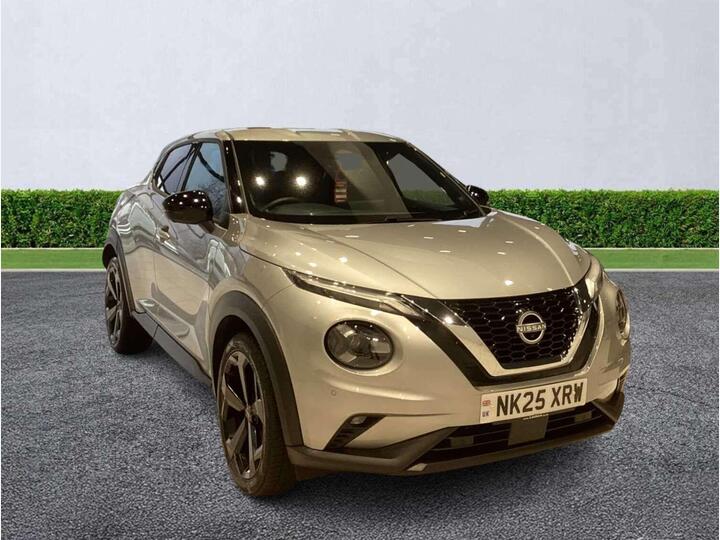 Nissan JUKE 1.0 DIG-T Tekna Euro 6 (s/s) 5dr