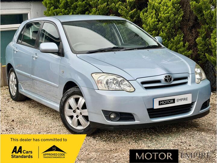 Toyota COROLLA 1.4 VVT-i Colour Collection 5dr Toyota COROLLA 1.4 VVT-i Colour Collection 5dr