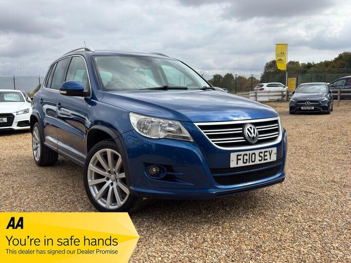 Volkswagen TIGUAN 2.0 TDI R-Line 4WD Euro 5 5dr