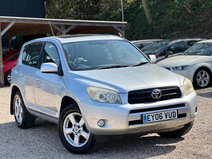 Toyota RAV4 2.0 XT5 4WD 5dr