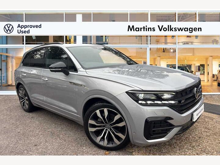 Volkswagen Touareg 3.0 TDI V6 Black Edition Tiptronic 4Motion Euro 6 (s/s) 5dr Volkswagen Touareg 3.0 TDI V6 Black Edition Tiptronic 4Motion Euro 6 (s/s) 5dr