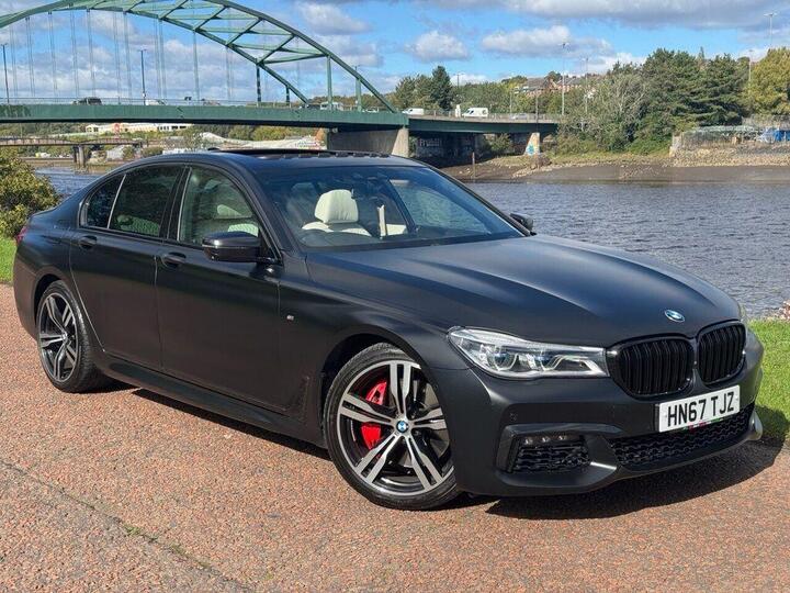 BMW 7 SERIES 4.4 750i V8 M Sport Auto Euro 6 (s/s) 4dr