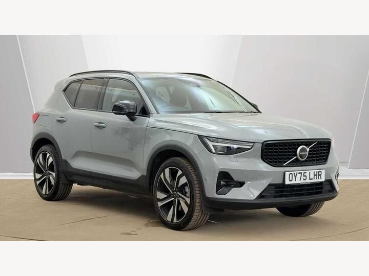 Volvo XC40 2.0 B4 MHEV Ultra Dark DCT Auto Euro 6 (s/s) 5dr