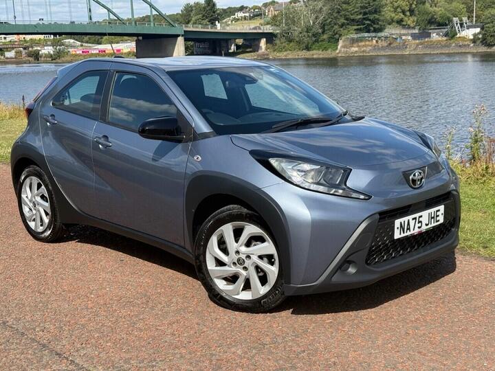 Toyota AYGO X 1.0 VVT-i Pure X-shift Euro 6 (s/s) 5dr