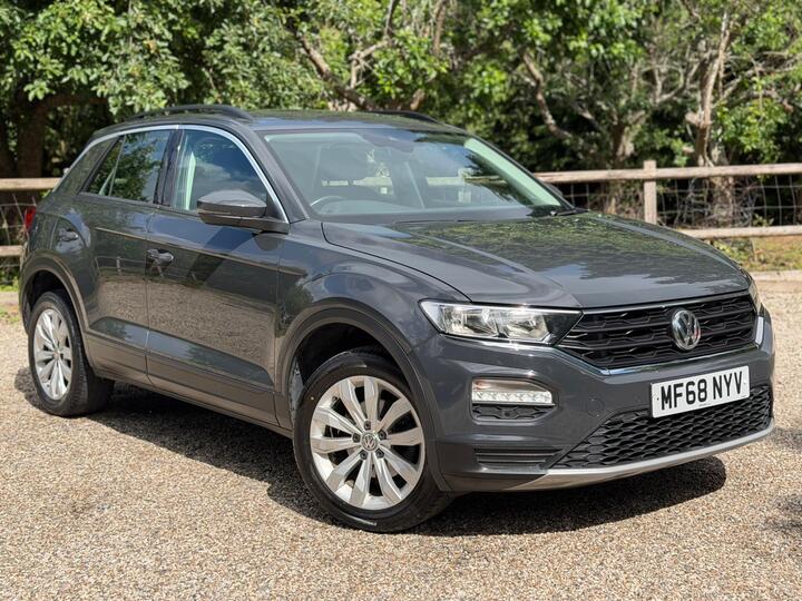 Volkswagen T-Roc 1.0 TSI SE Euro 6 (s/s) 5dr Volkswagen T-Roc 1.0 TSI SE Euro 6 (s/s) 5dr