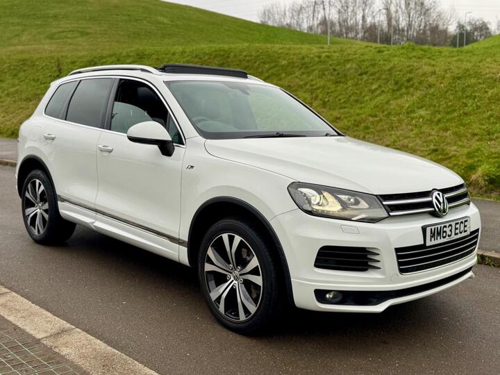 Volkswagen Touareg 3.0 TDI V6 BlueMotion Tech R-Line Tiptronic 4WD Euro 5 (s/s) 5dr