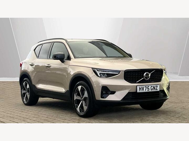 Volvo XC40 2.0 B4 MHEV Plus DCT Auto Euro 6 (s/s) 5dr