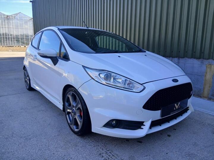 Ford FIESTA 1.6T EcoBoost ST-3 Euro 6 3dr