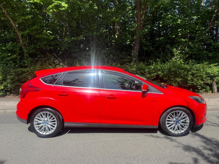 Ford Focus 1.6 TDCi Zetec Euro 5 (s/s) 5dr