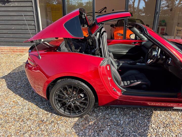 Mazda MX-5 RF 2.0 SKYACTIV-G Launch Edition Euro 6 2dr