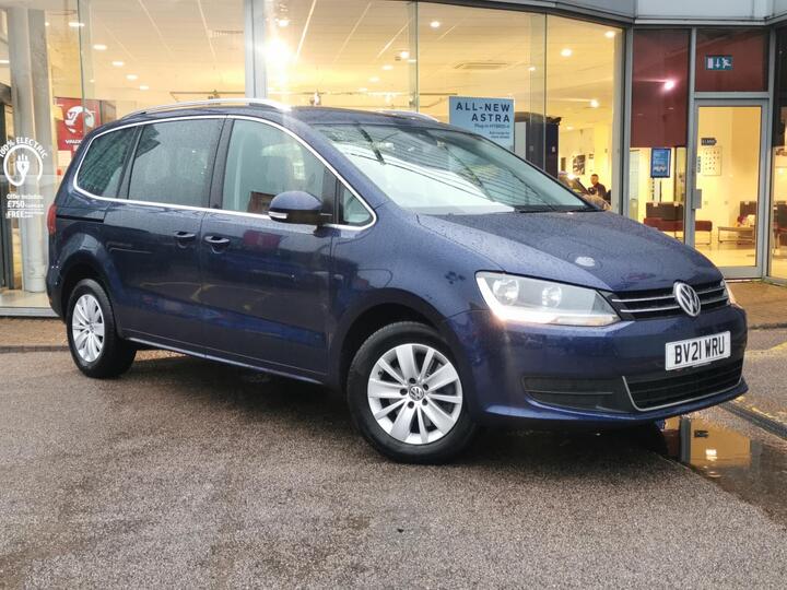 Volkswagen Sharan 1.4 TSI SE Nav DSG Euro 6 (s/s) 5dr Volkswagen Sharan 1.4 TSI SE Nav DSG Euro 6 (s/s) 5dr