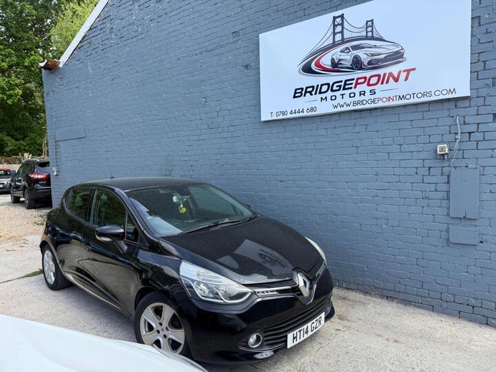 Renault Clio 0.9 TCe ECO Dynamique MediaNav Euro 5 (s/s) 5dr Renault Clio 0.9 TCe ECO Dynamique MediaNav Euro 5 (s/s) 5dr