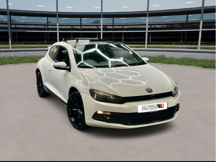 Volkswagen Scirocco 2.0 TSI GT DSG Euro 5 3dr Volkswagen Scirocco 2.0 TSI GT DSG Euro 5 3dr