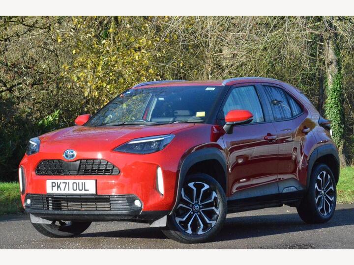 Toyota YARIS CROSS 1.5 VVT-h Design E-CVT Euro 6 (s/s) 5dr Toyota YARIS CROSS 1.5 VVT-h Design E-CVT Euro 6 (s/s) 5dr