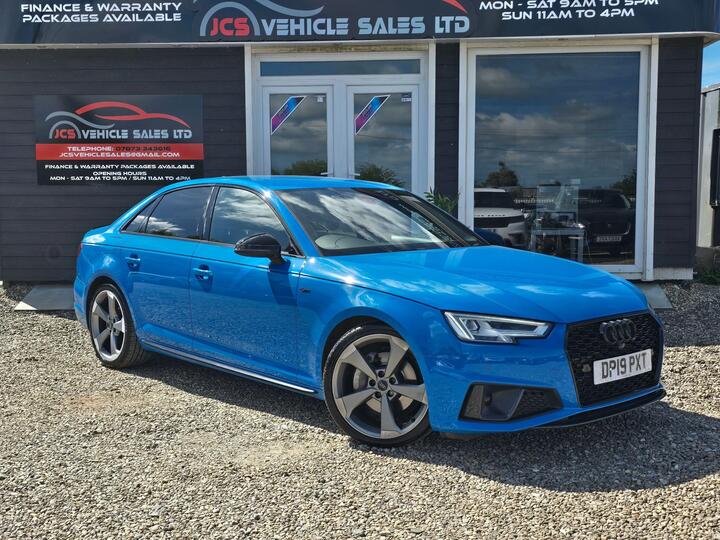 Audi A4 2.0 TDI 40 Black Edition S Tronic Quattro Euro 6 (s/s) 4dr