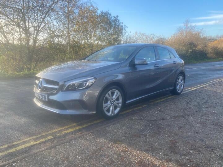 Mercedes-Benz A-CLASS 1.5 A180d Sport (Premium) 7G-DCT Euro 6 (s/s) 5dr