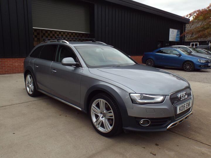Audi A4 Allroad 2.0 TFSI Sport S Tronic Quattro Euro 6 (s/s) 5dr (Nav) Audi A4 Allroad 2.0 TFSI Sport S Tronic Quattro Euro 6 (s/s) 5dr (Nav)