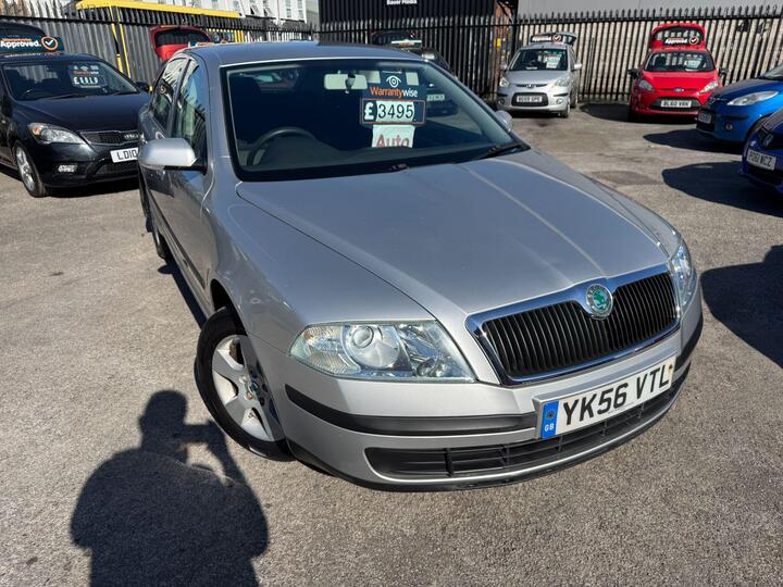 Skoda Octavia 1.6 FSI Ambiente Tiptronic Euro 4 5dr Skoda Octavia 1.6 FSI Ambiente Tiptronic Euro 4 5dr
