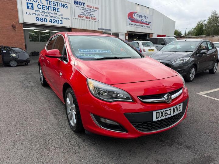Vauxhall ASTRA 1.4T 16v SRi Euro 5 5dr