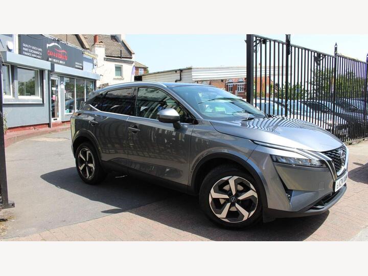 Nissan QASHQAI 1.3 DIG-T MHEV N-Connecta XTRON Euro 6 (s/s) 5dr