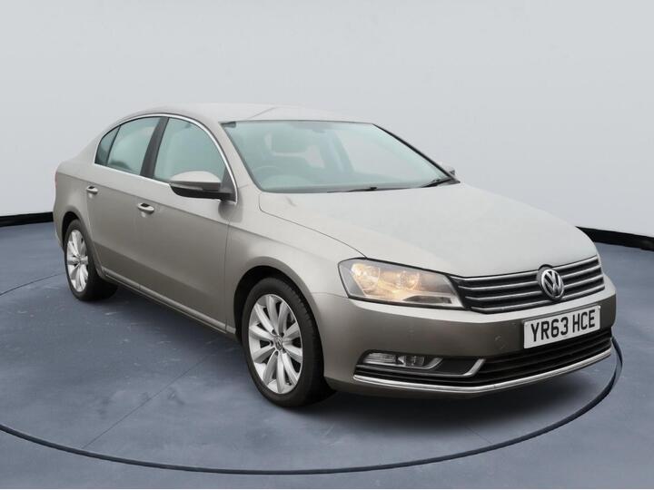 Volkswagen Passat 2.0 TDI BlueMotion Tech Highline DSG Euro 5 (s/s) 4dr