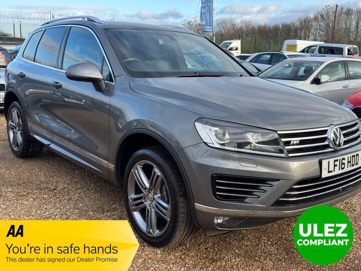 Volkswagen TOUAREG 3.0 TDI V6 BlueMotion Tech R-Line Tiptronic 4WD Euro 6 (s/s) 5dr