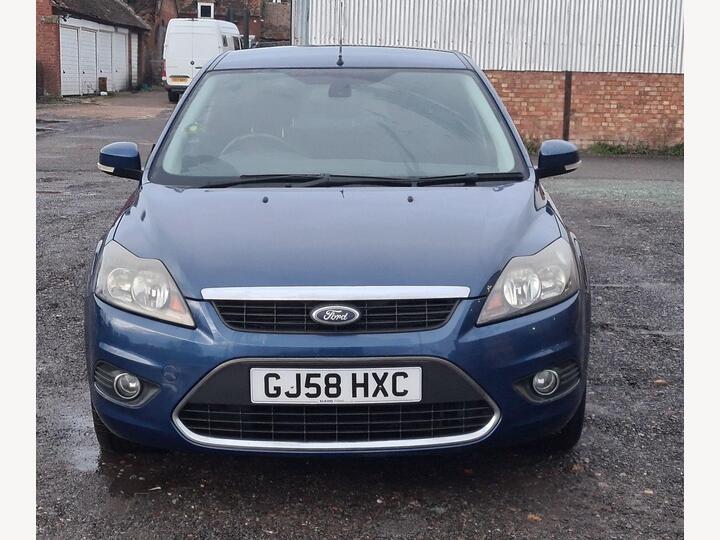 Ford Focus 1.6 Titanium 5dr